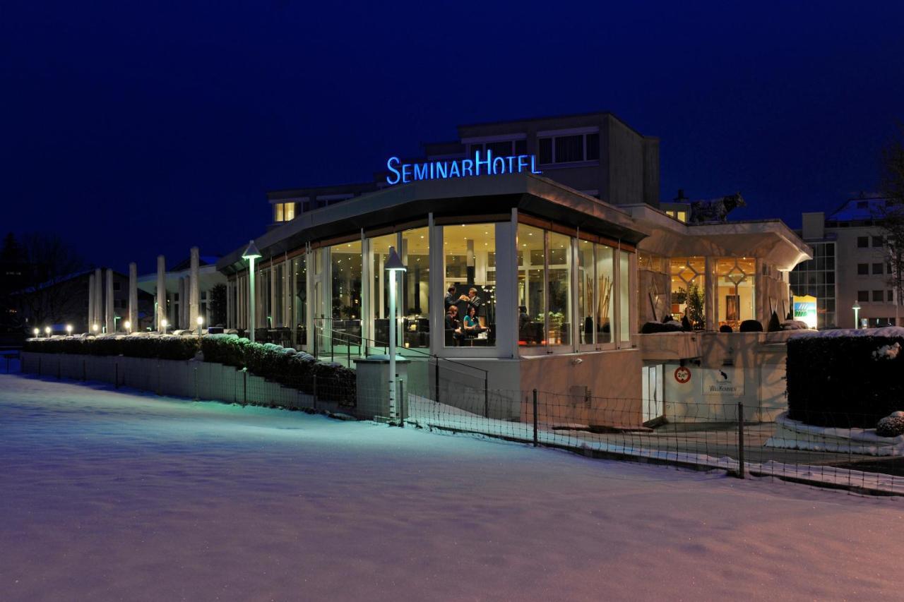 Seminarhotel Am Aegerisee Unterägeri Exterior foto